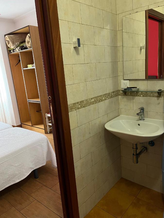 דומבריה Pension A Pedra מראה חיצוני תמונה